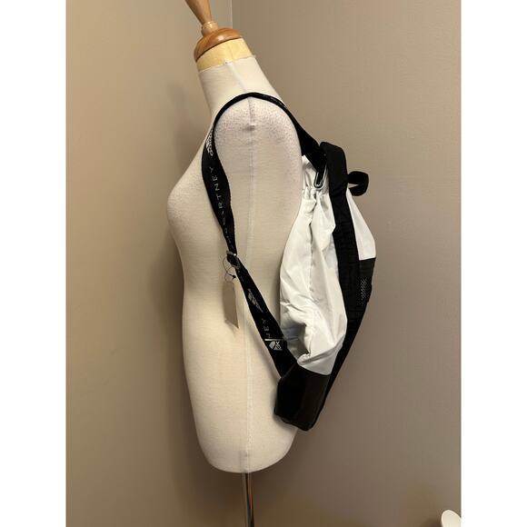 NWT ADIDAS x STELLA MCCARTNEY Gym Sack Black & White main image 9